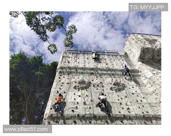 深圳攀岩队勇夺最新攀岩速度TOP10榜首位置引领潮流
